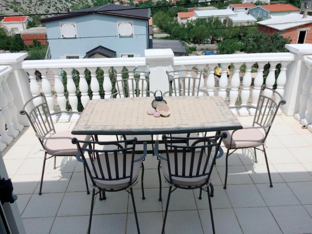 Apartment سيساريكا المظهر الخارجي الصورة