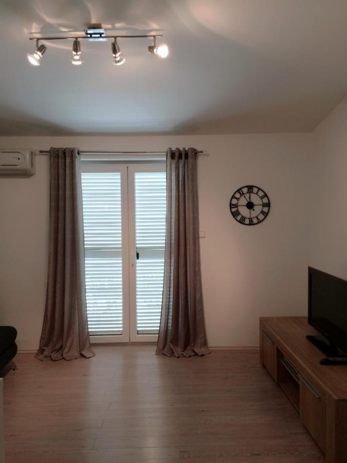 Apartment سيساريكا المظهر الخارجي الصورة