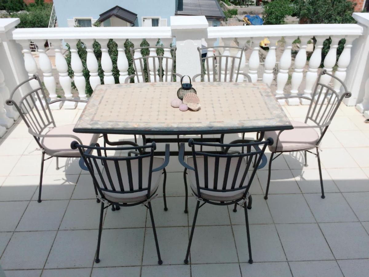Apartment سيساريكا المظهر الخارجي الصورة